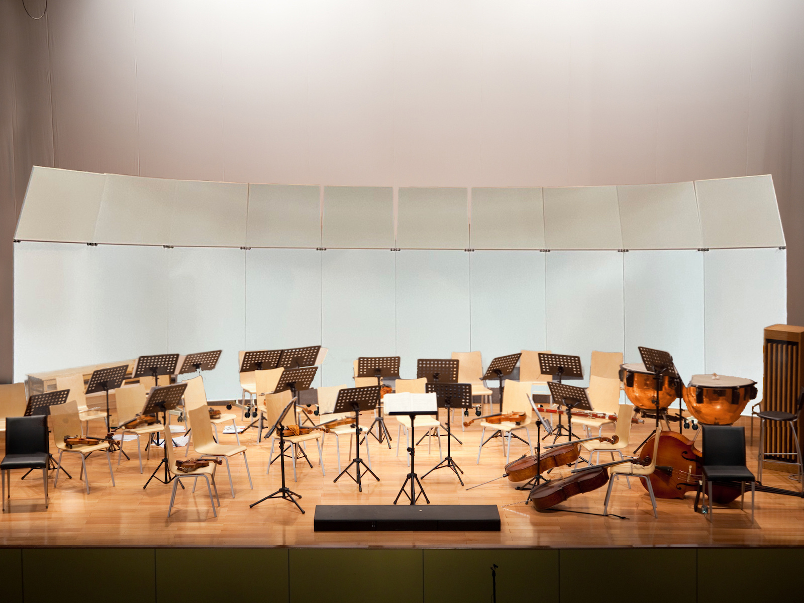 音響反射板吹奏楽使用例画像