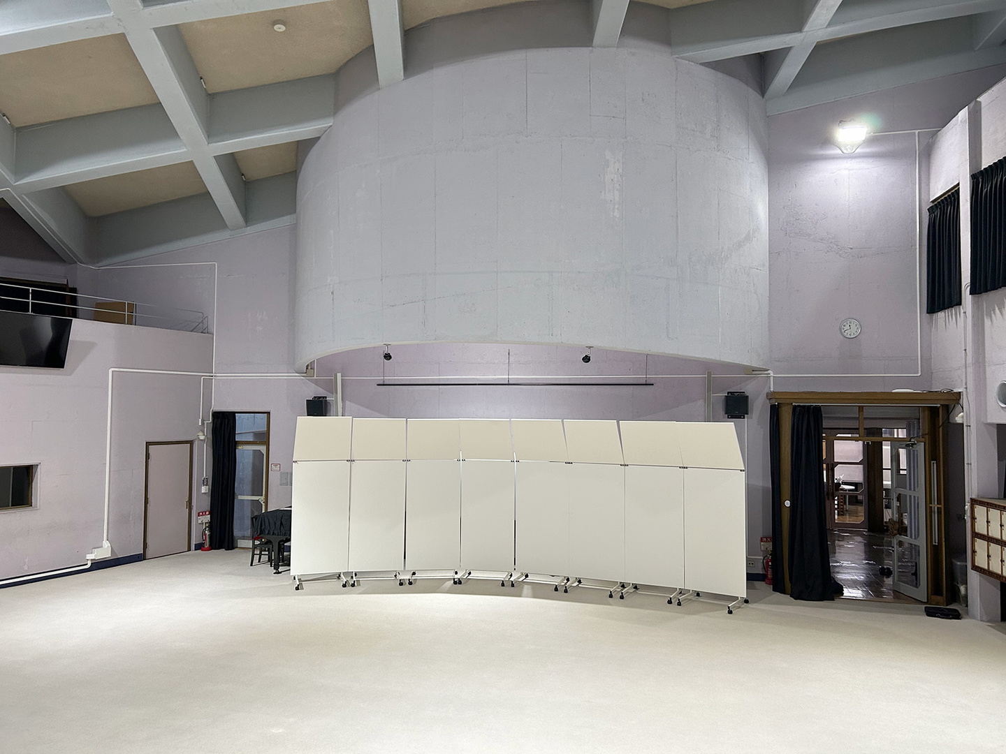 Example of use in a multipurpose hall